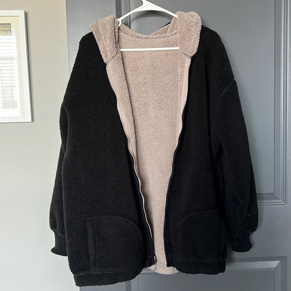 Urban Outfitters Jackets & Blazers - Urban Outfitter Reversible Sherpa Jacket